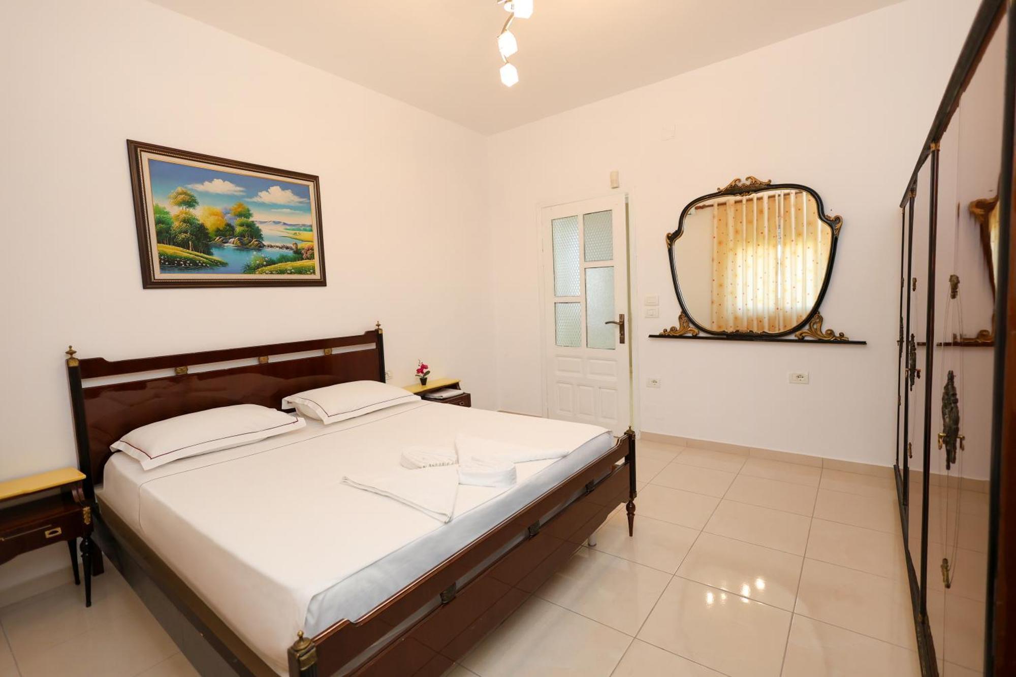 Apartaments Mimani 2 Berat Phòng bức ảnh
